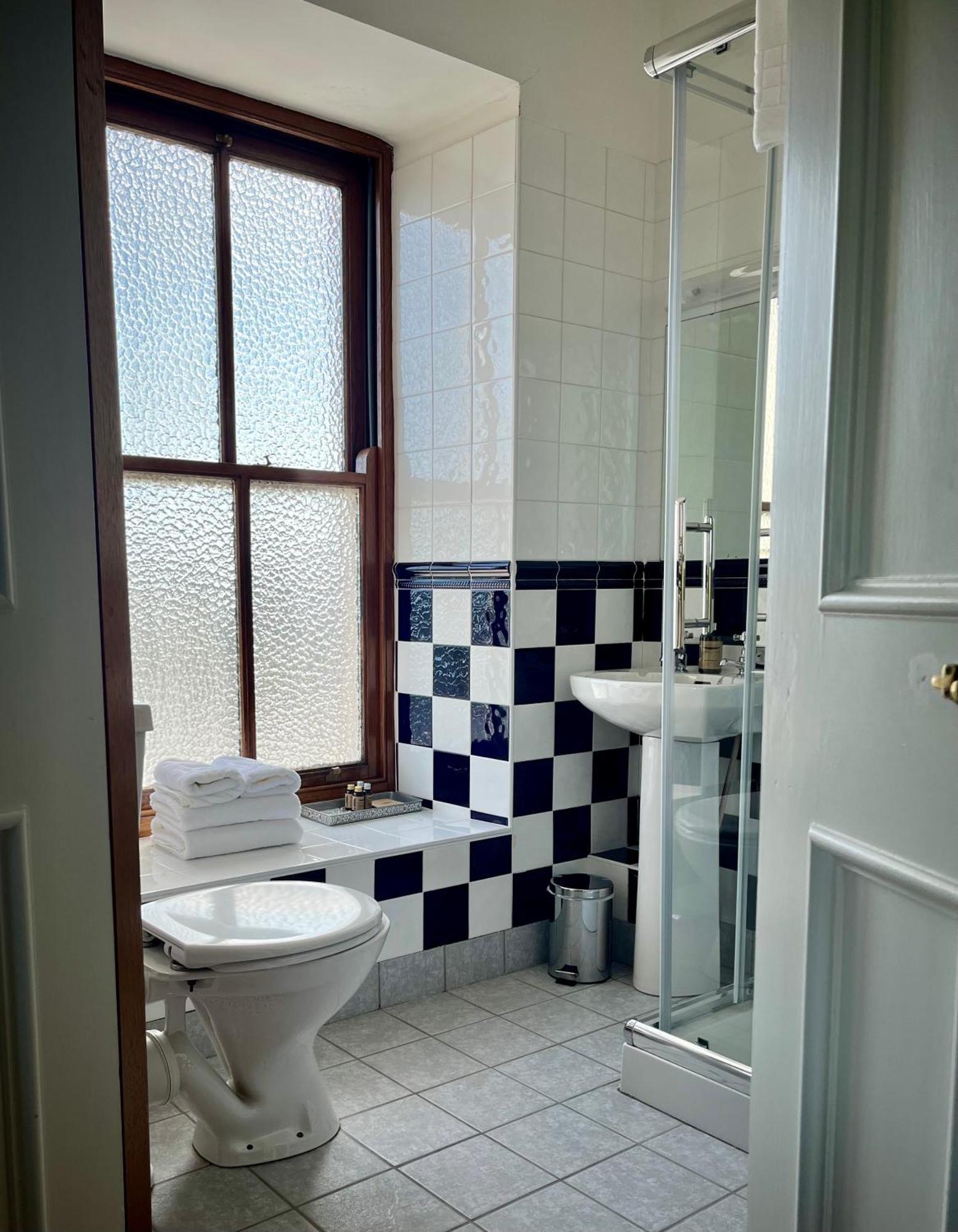 Wild Honey Inn Лісдунварна Екстер'єр фото